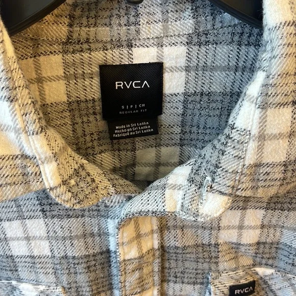 RVCA Flannel Shirt EUC - Picture 2 of 4